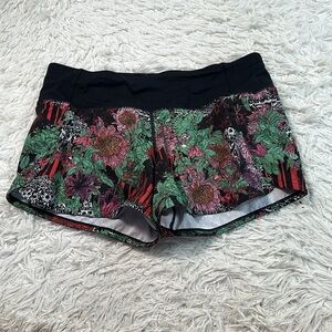 Lululemon Run Times Short II *4" Zen Garden Multi / Black